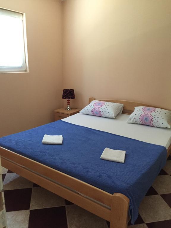 Apartment Elena Tivat Buitenkant foto