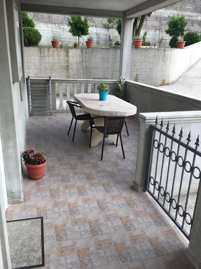 Apartment Elena Tivat Buitenkant foto