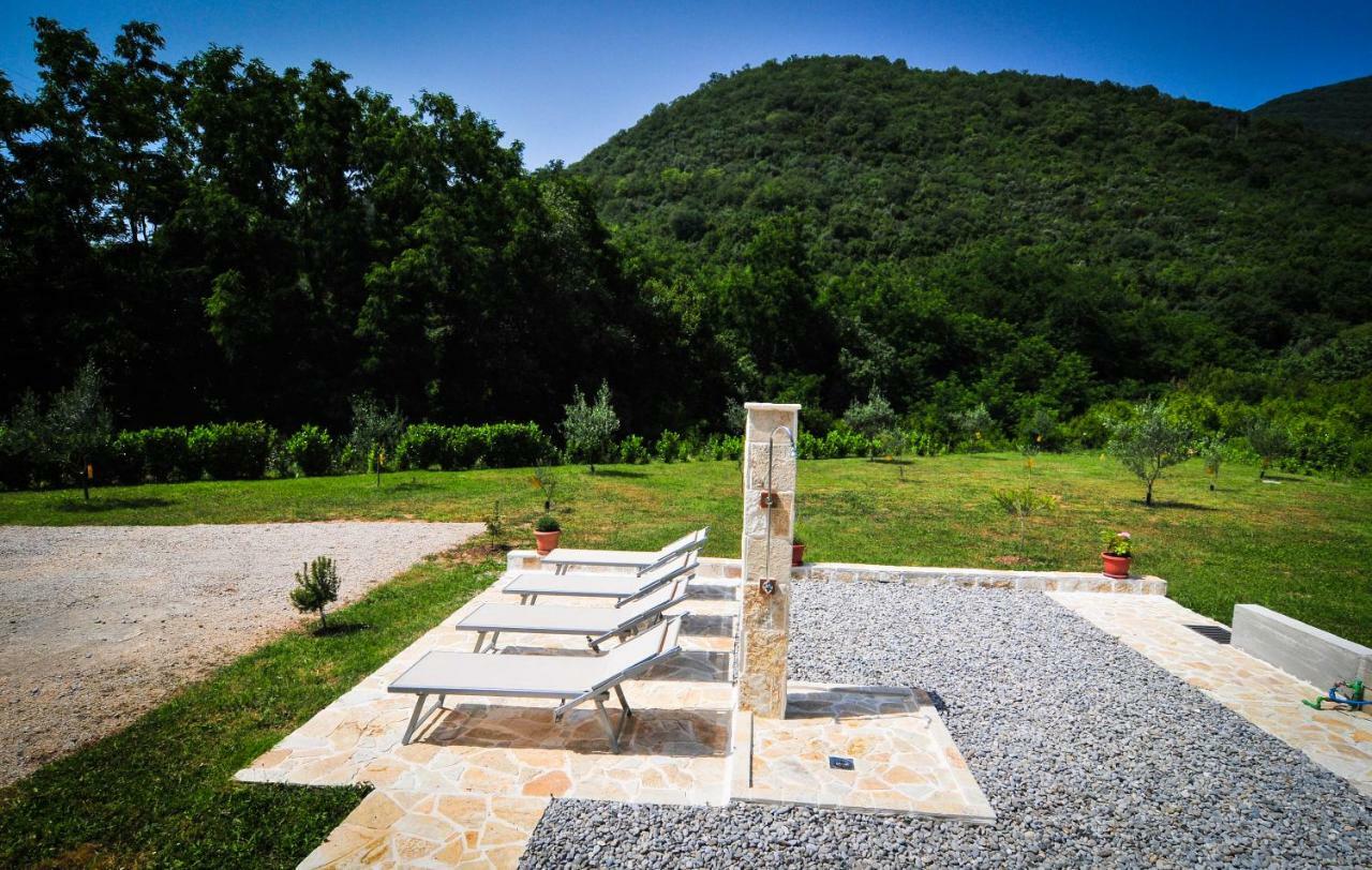 Apartment Elena Tivat Buitenkant foto